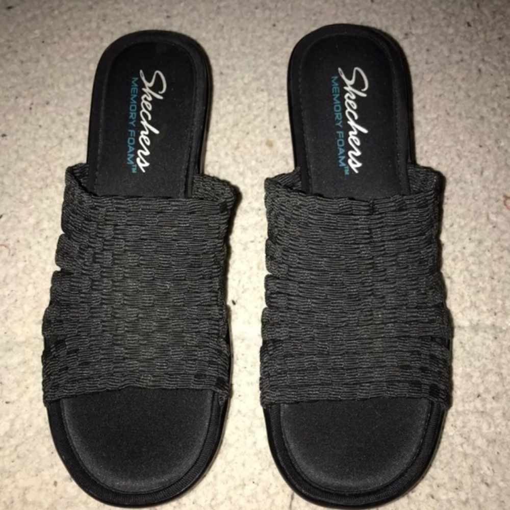 Skechers Memory Form Black Sandals